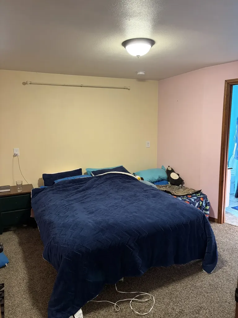 122 E Richland Avenue Shelby MT 59474