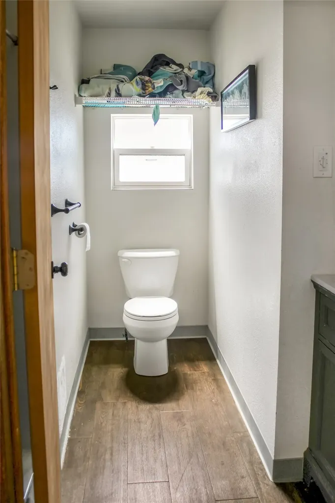 122 E Richland Avenue Shelby MT 59474