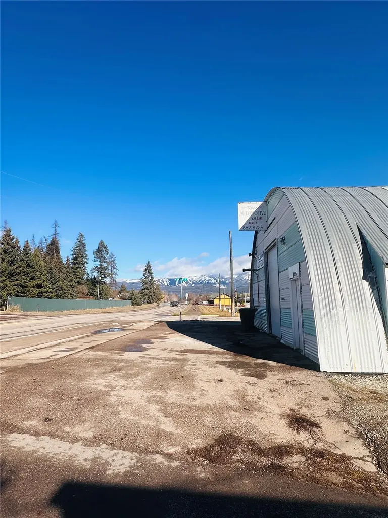 1805 Baker Avenue Whitefish MT 59937