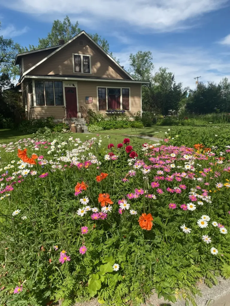 212 4th Ave NE 4th Avenue NE Choteau MT 59422