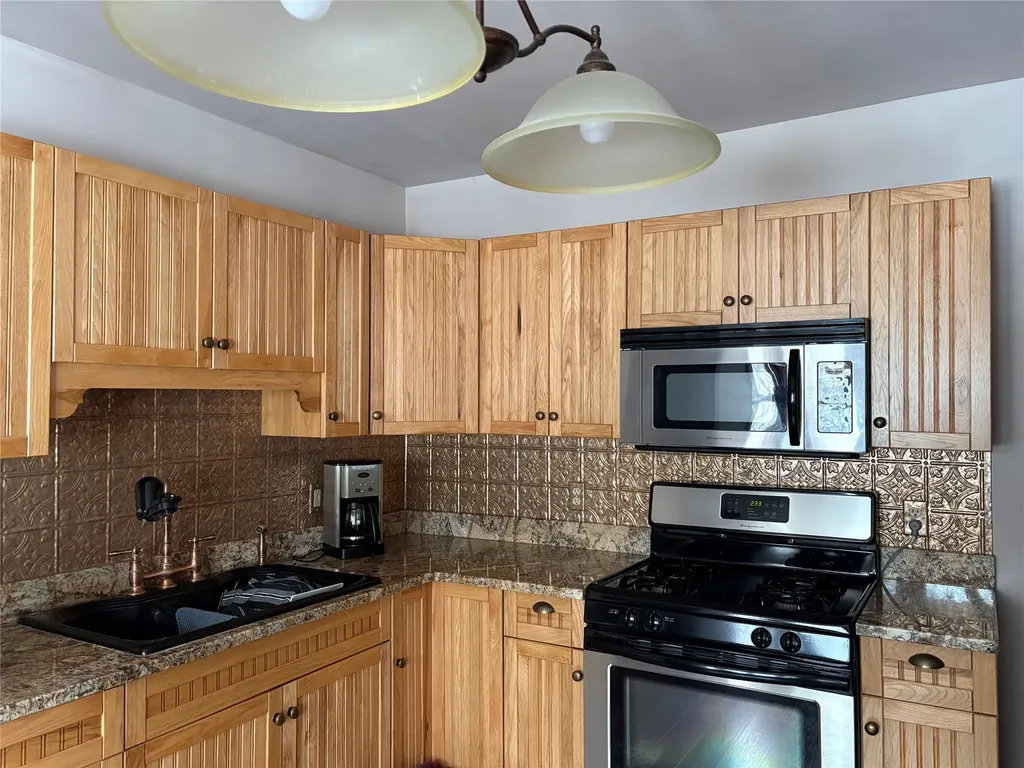 212 4th Ave NE 4th Avenue NE Choteau MT 59422