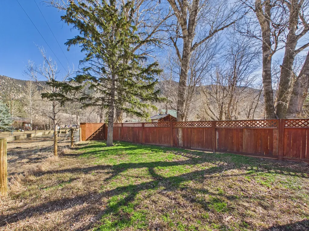4964 Us Highway 89 S Livingston MT 59047