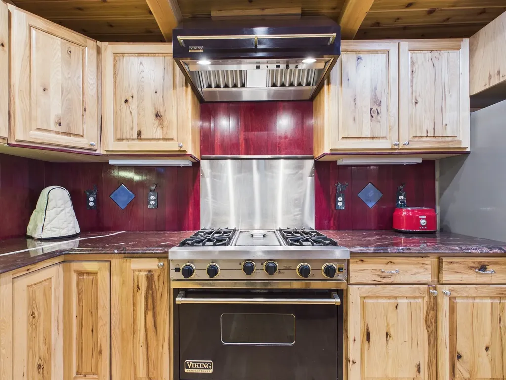 4964 Us Highway 89 S Livingston MT 59047