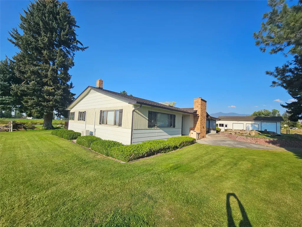 472 Magpie Lane Corvallis MT 59828