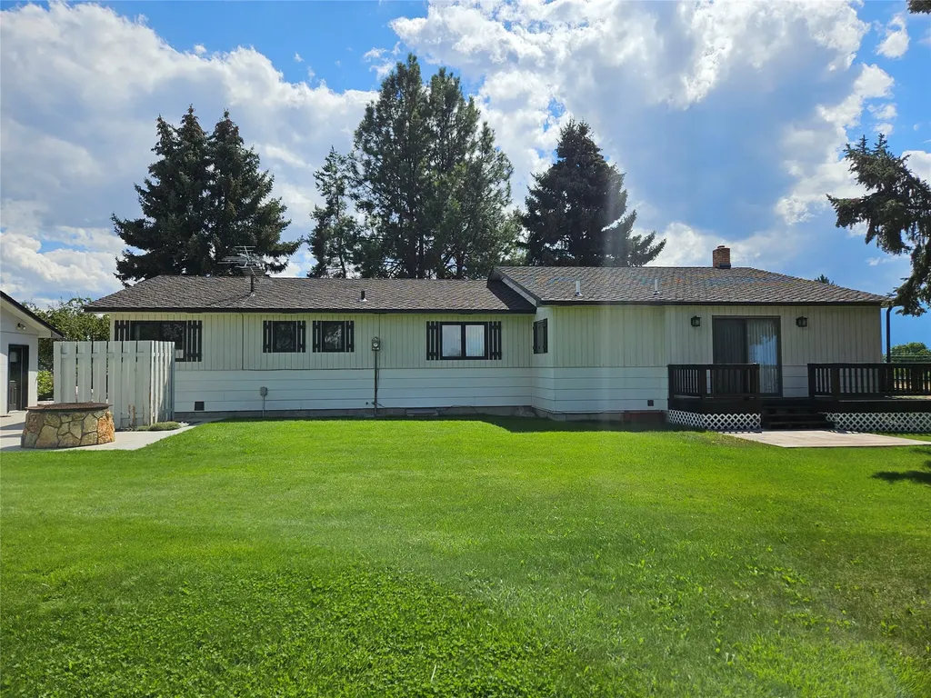 472 Magpie Lane Corvallis MT 59828
