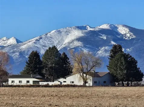 472 Magpie Lane Corvallis MT 59828
