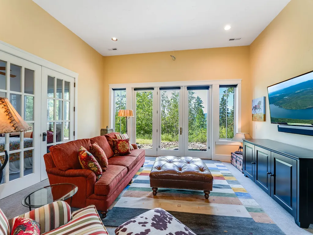 113 S Prairiesmoke Circle Whitefish MT 59937