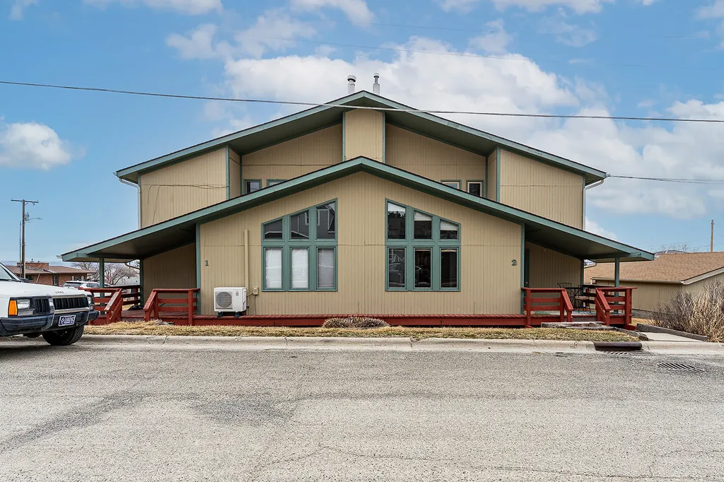 417 Rodney Street S Helena MT 59601