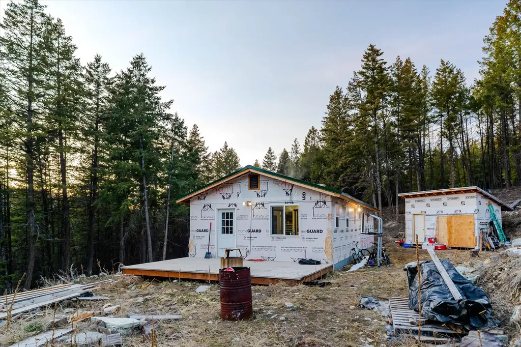 260 Wild Horse Trail Kila MT 59920
