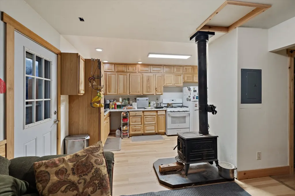 260 Wild Horse Trail Kila MT 59920