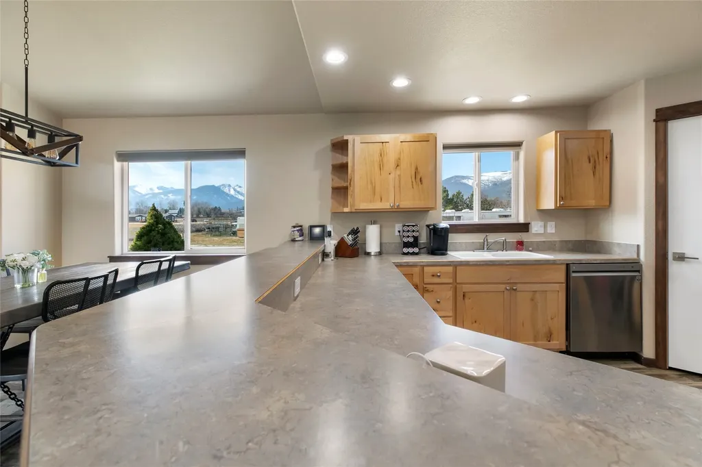 2306 Austin Lane Victor MT 59875