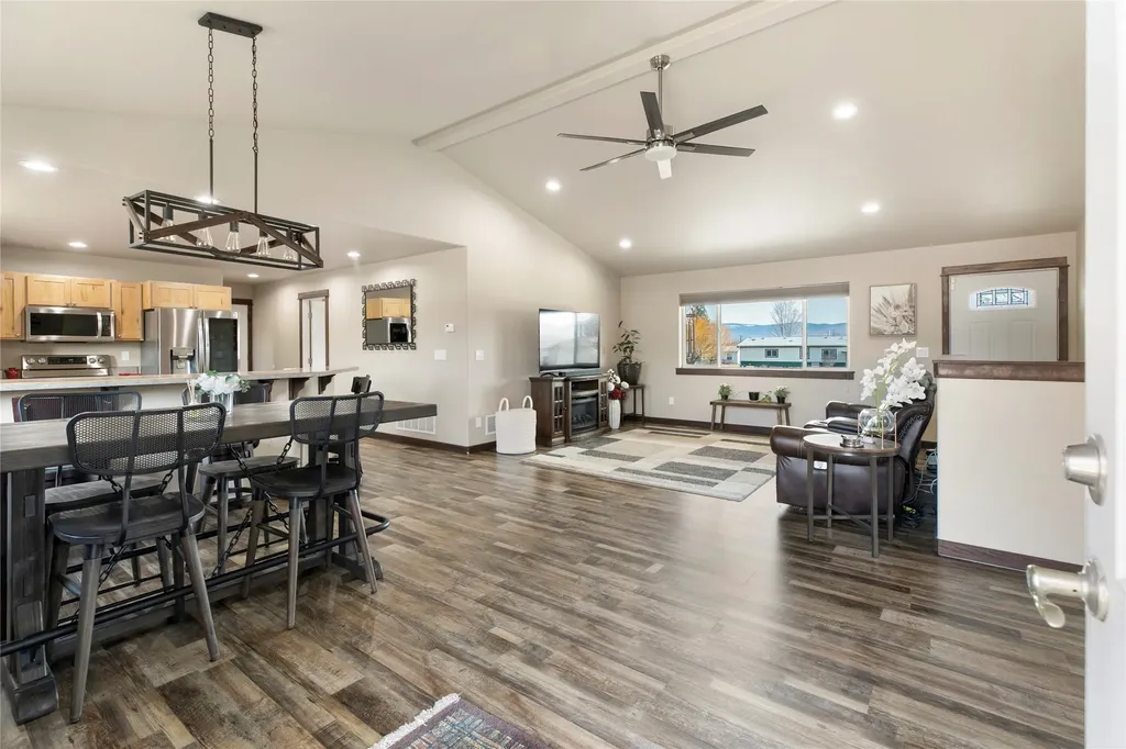 2306 Austin Lane Victor MT 59875