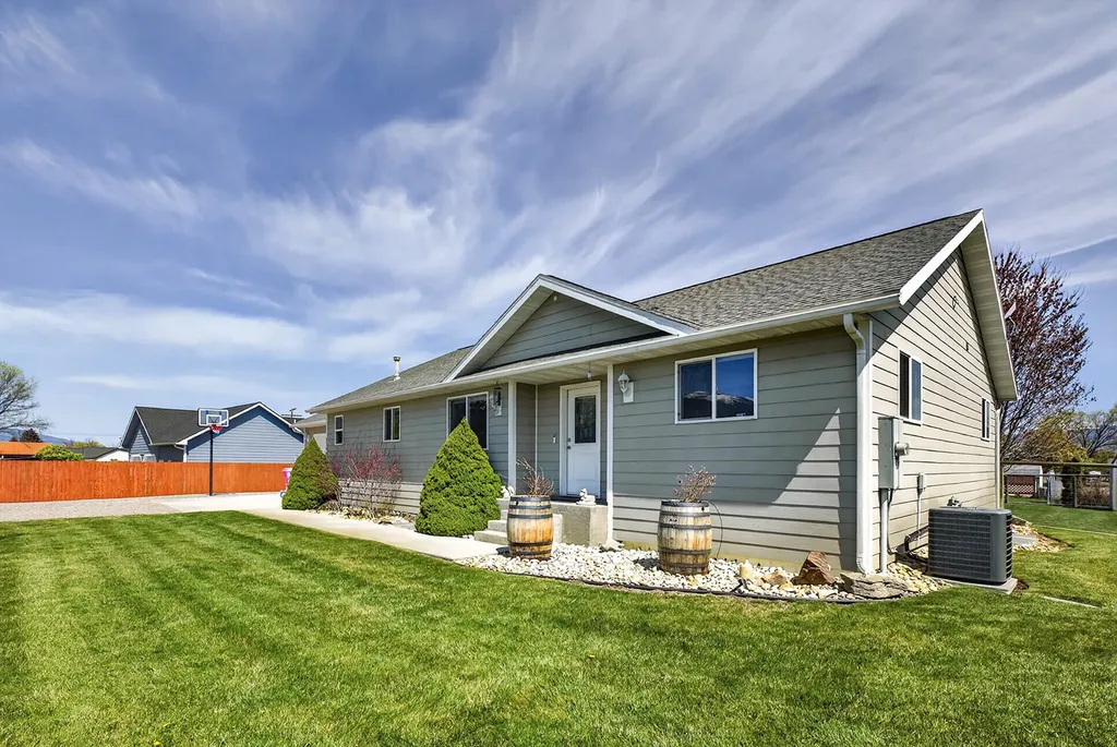 2306 Austin Lane Victor MT 59875
