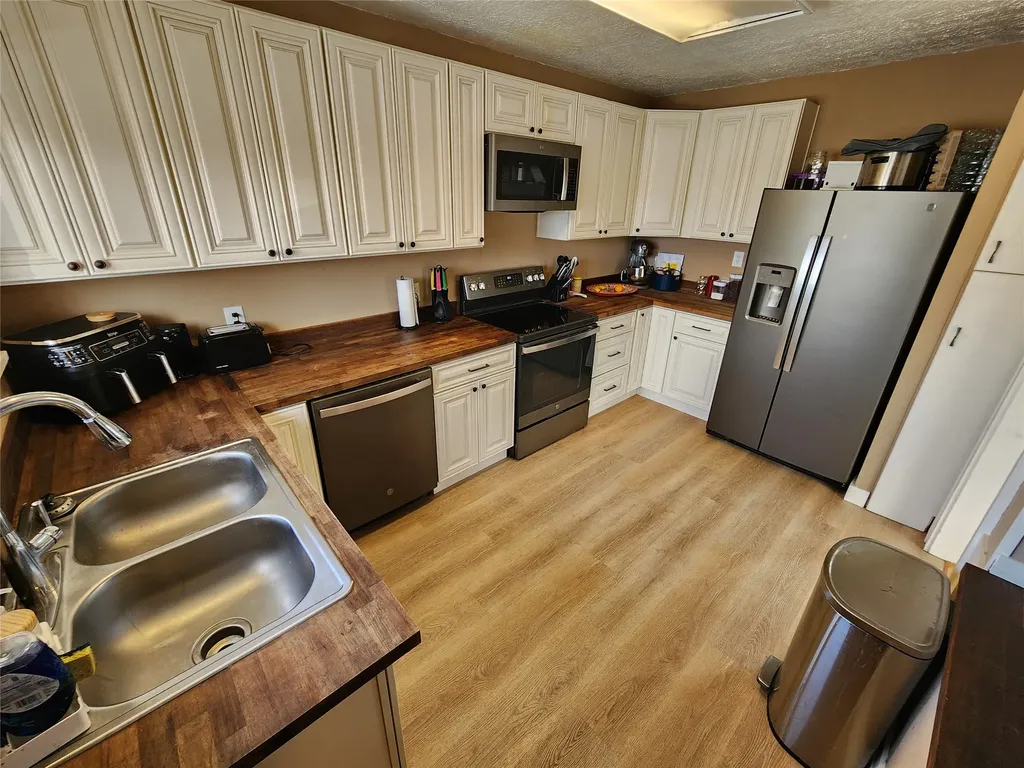 3301 1st Avenue N Great Falls MT 59401