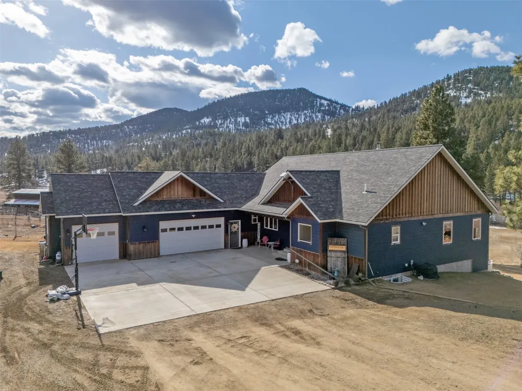 14 Penny Lane Clancy MT 59634