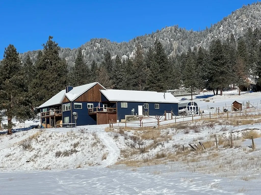 14 Penny Lane Clancy MT 59634