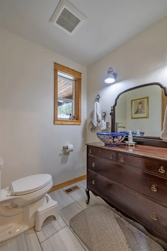 14 Penny Lane Clancy MT 59634