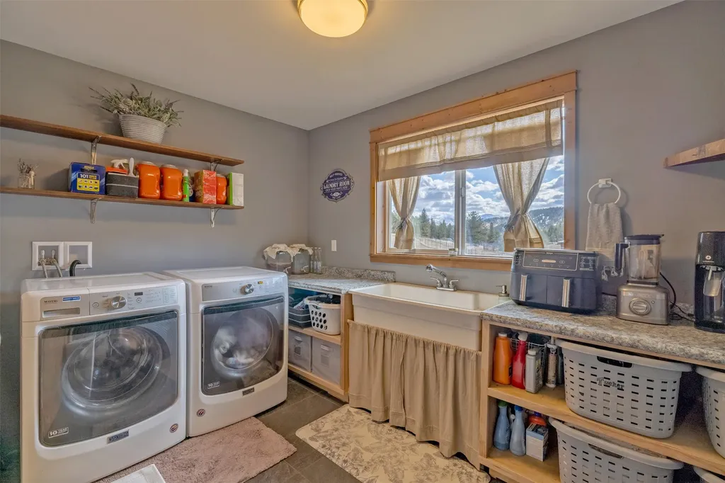 14 Penny Lane Clancy MT 59634