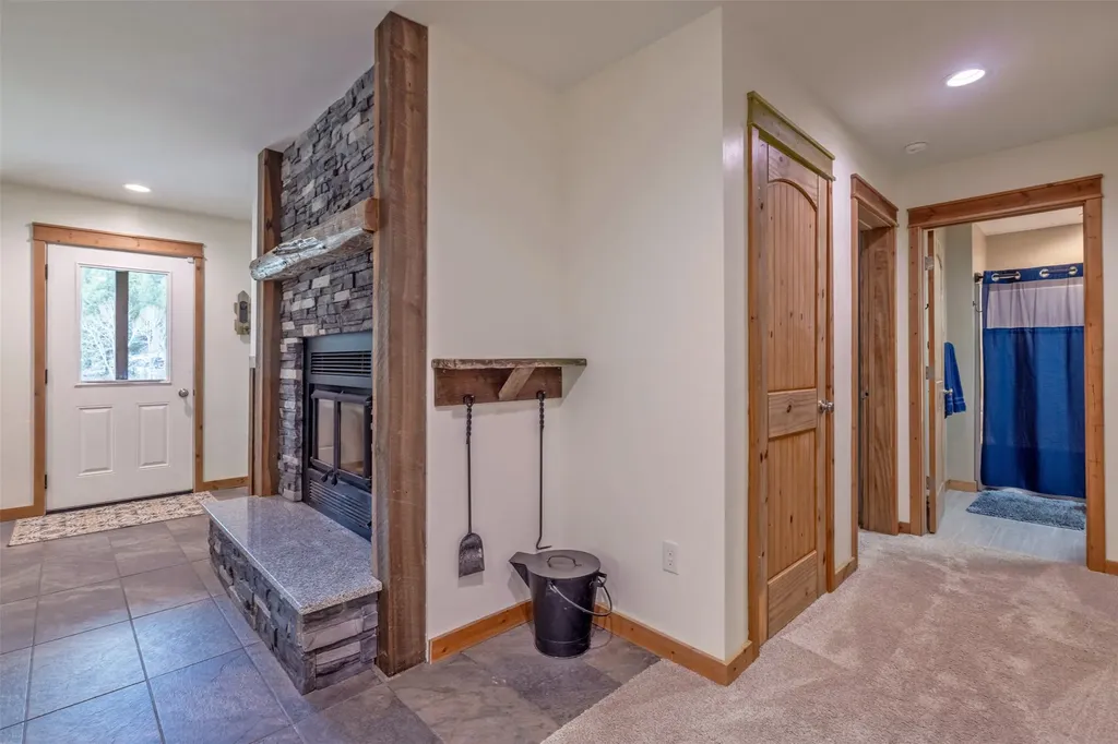 14 Penny Lane Clancy MT 59634