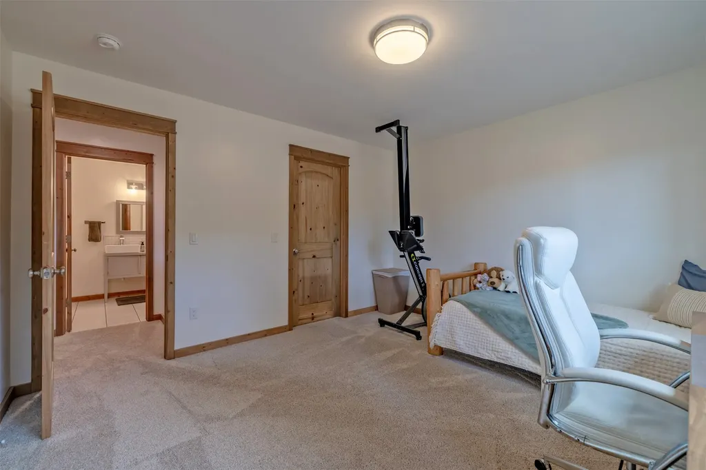 14 Penny Lane Clancy MT 59634