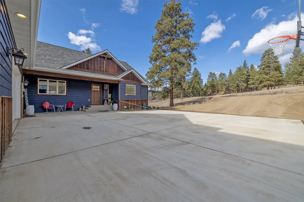 14 Penny Lane Clancy MT 59634
