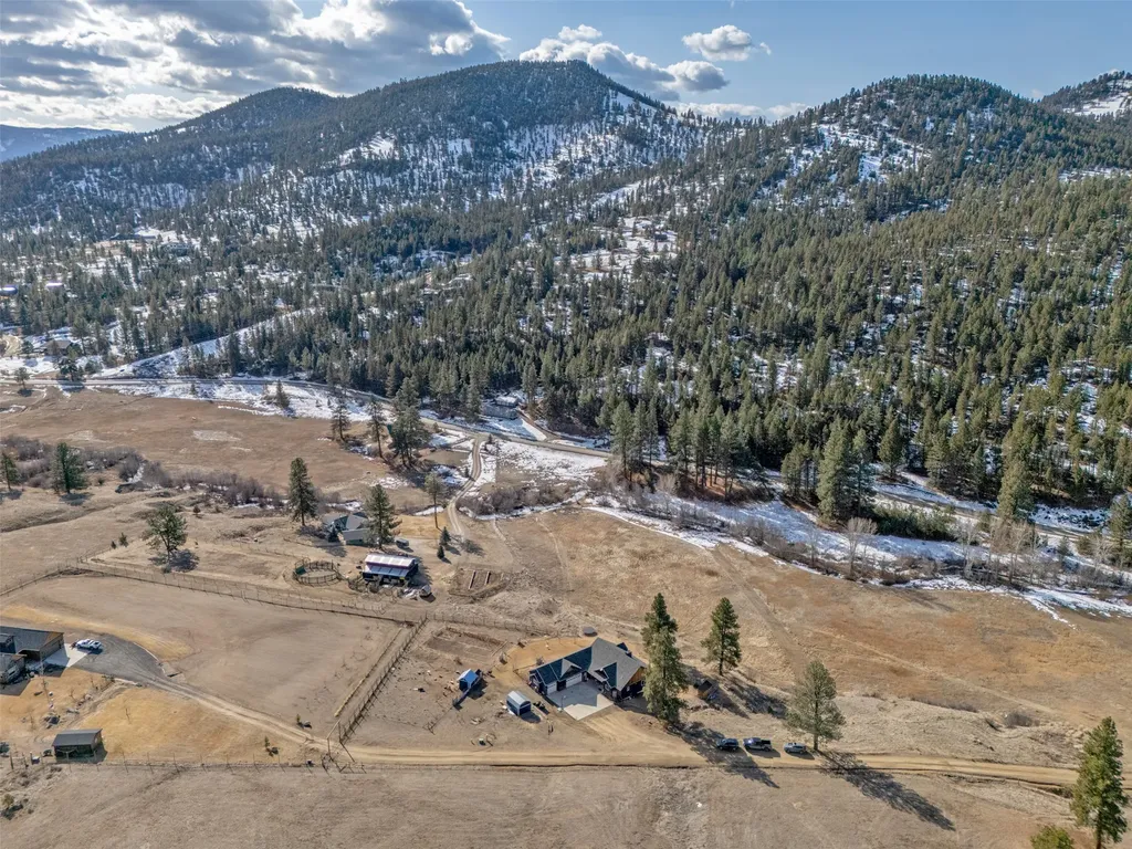 14 Penny Lane Clancy MT 59634