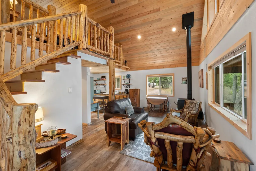 716 Kootenai River Road Troy MT 59935