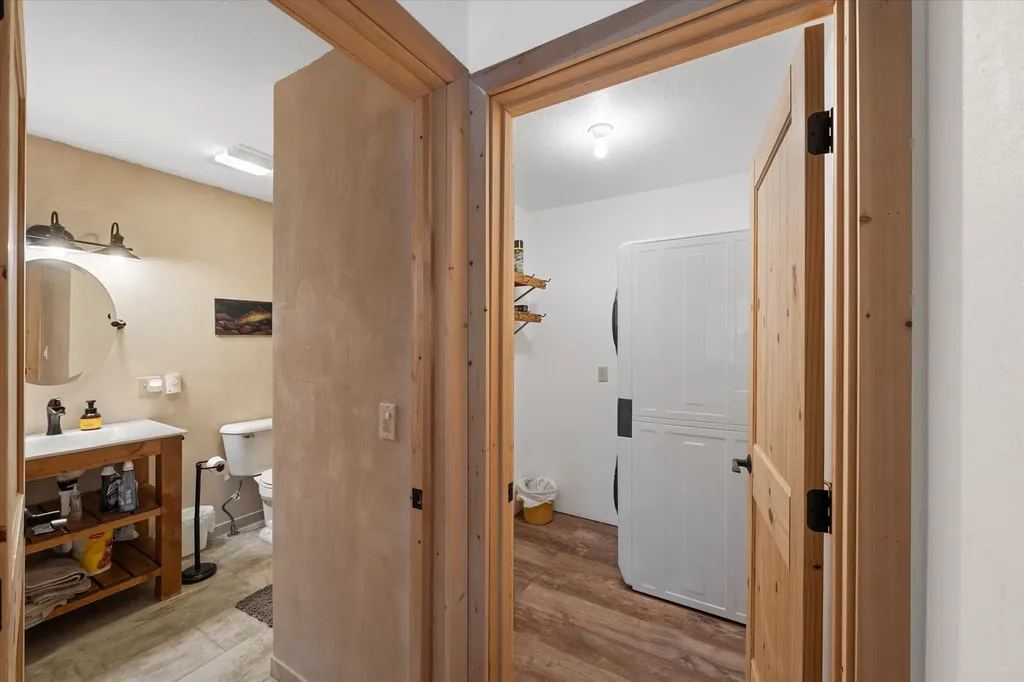 716 Kootenai River Road Troy MT 59935