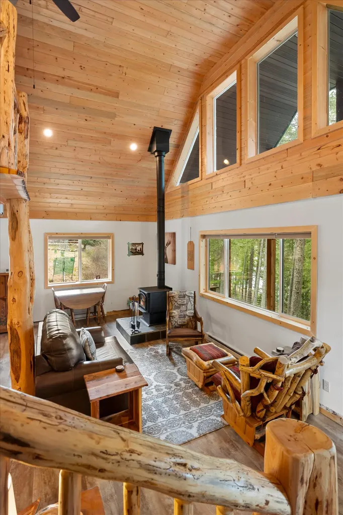 716 Kootenai River Road Troy MT 59935