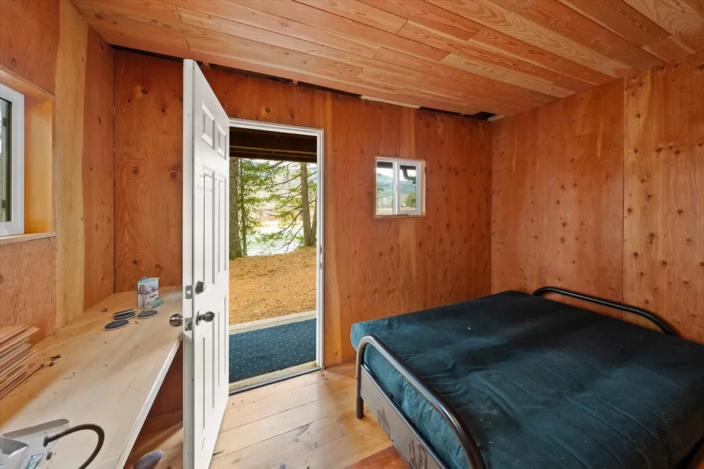 716 Kootenai River Road Troy MT 59935
