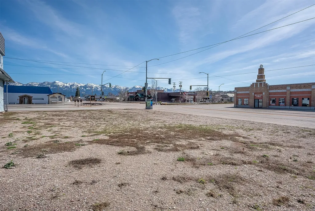 13 2nd Avenue E Polson MT 59860