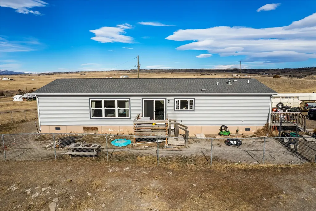 56 Spannering Road Big Timber MT 59011