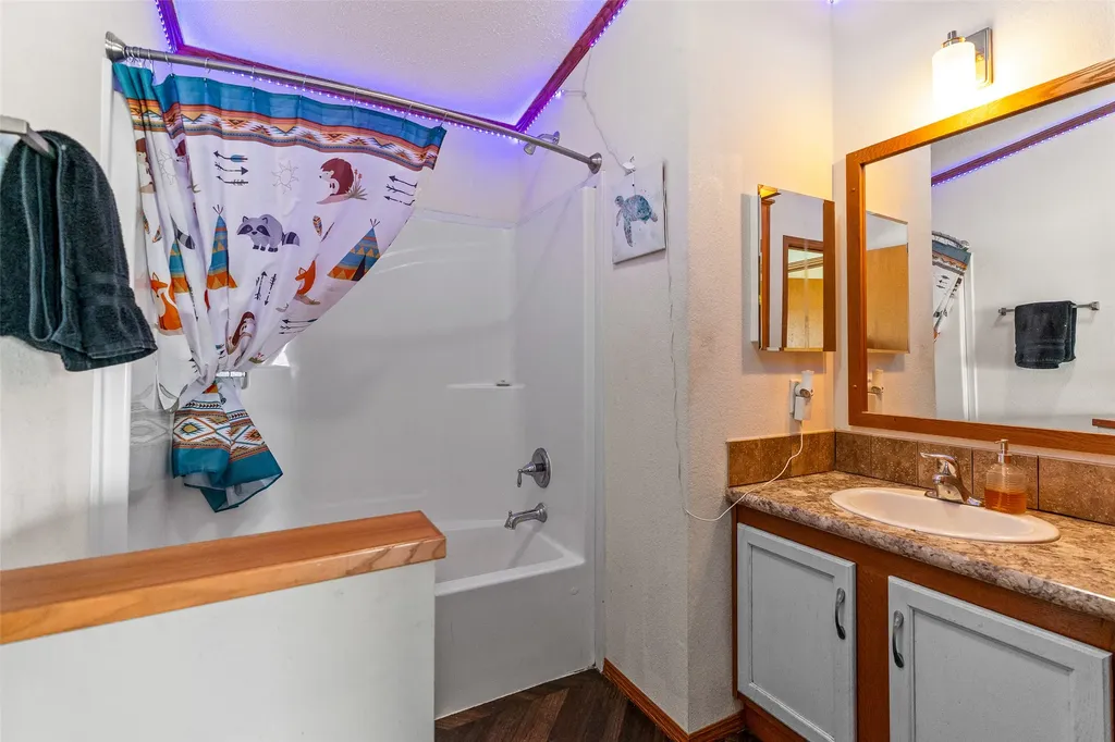 56 Spannering Road Big Timber MT 59011