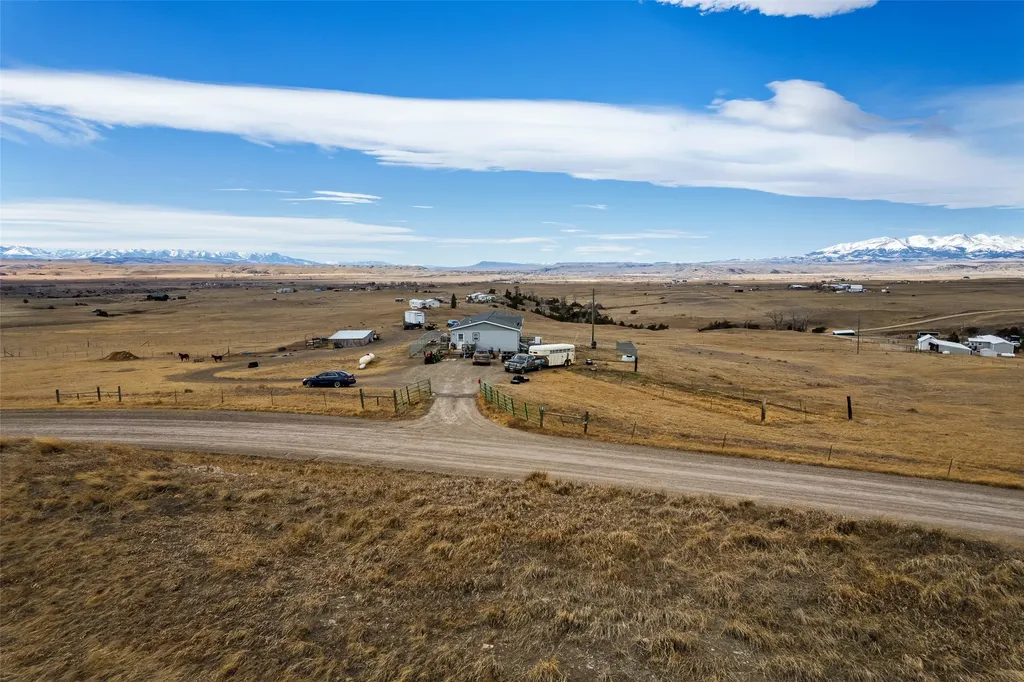 56 Spannering Road Big Timber MT 59011