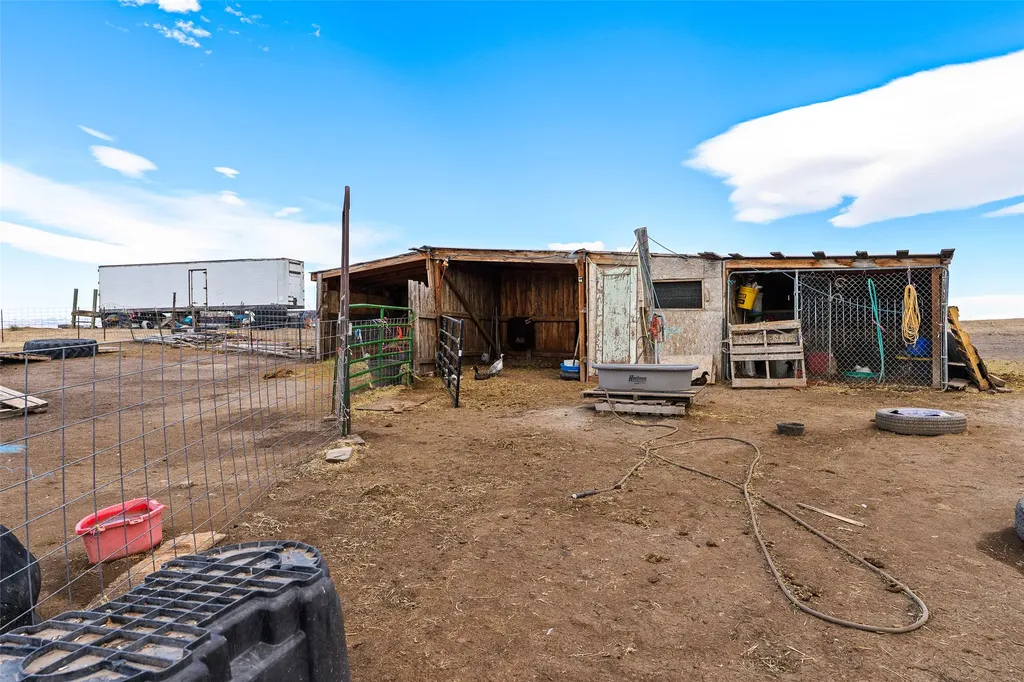 56 Spannering Road Big Timber MT 59011
