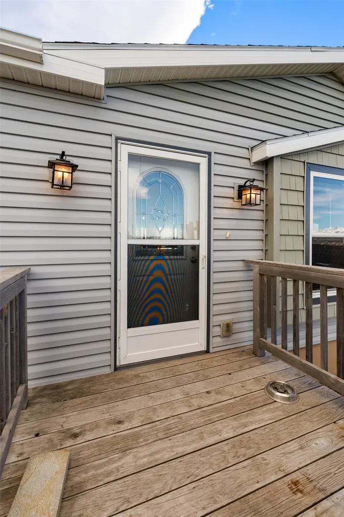 56 Spannering Road Big Timber MT 59011