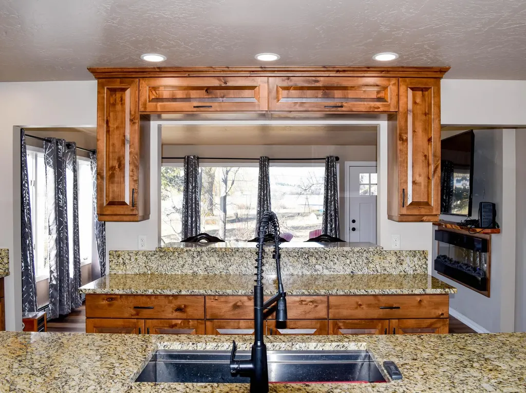35408 Rocky Point Road Polson MT 59860