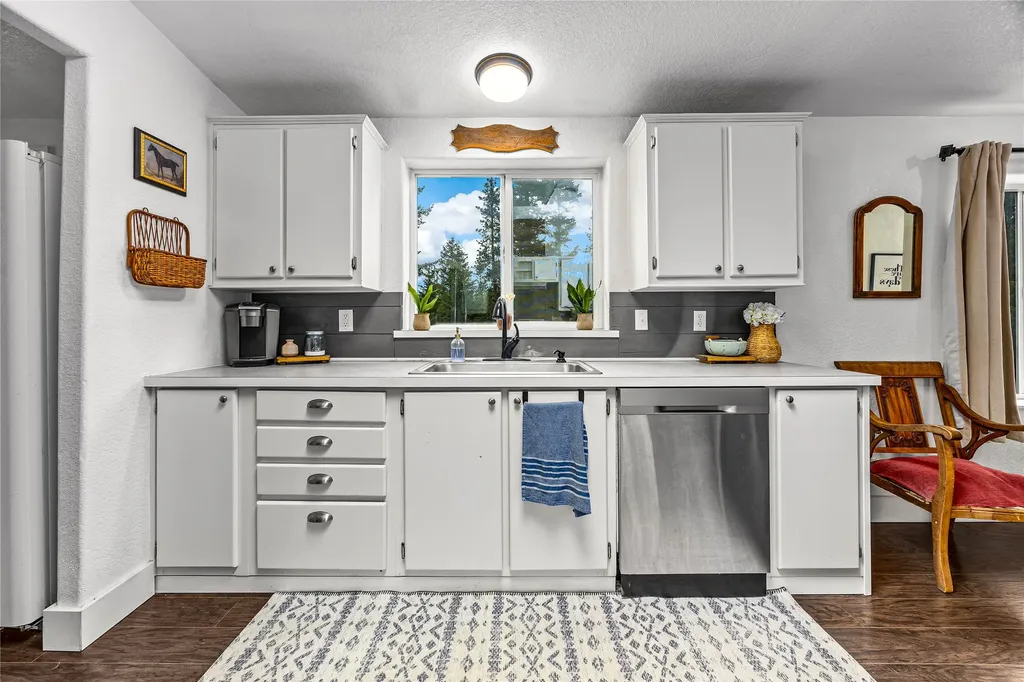 1762 Copper Cliff Drive Bonner MT 59823