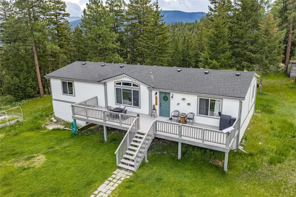 1762 Copper Cliff Drive Bonner MT 59823