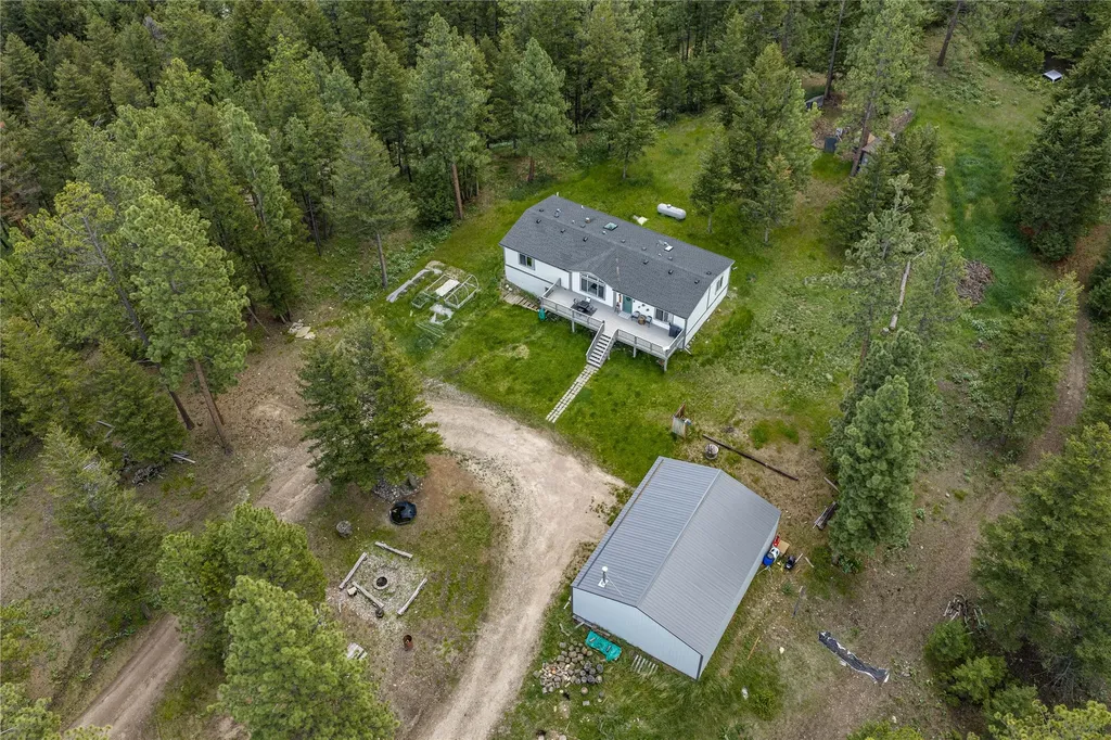 1762 Copper Cliff Drive Bonner MT 59823