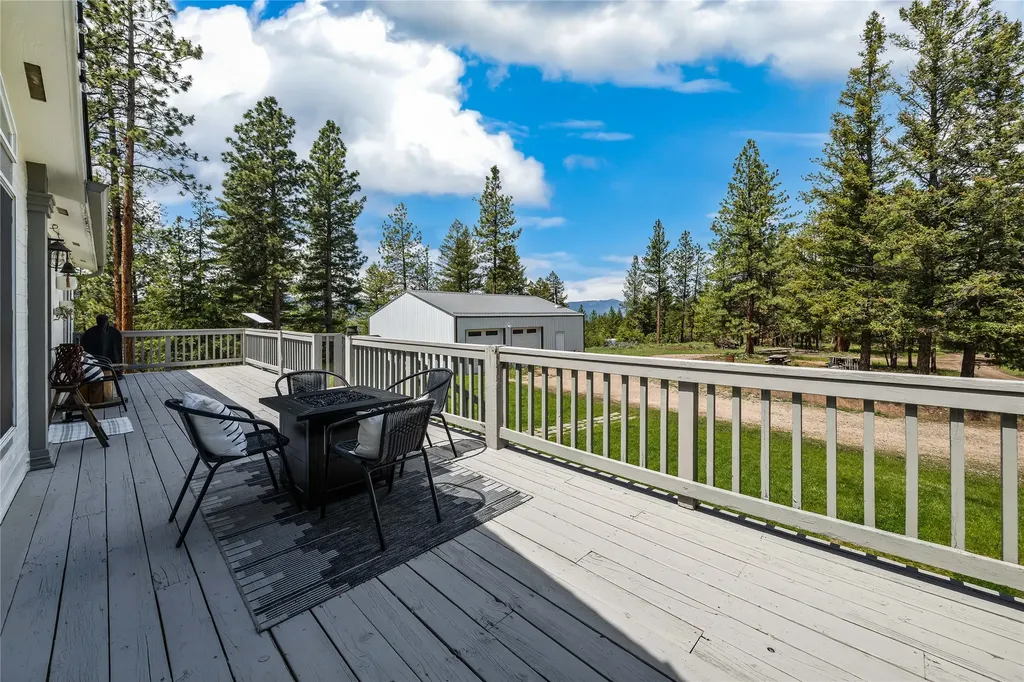 1762 Copper Cliff Drive Bonner MT 59823