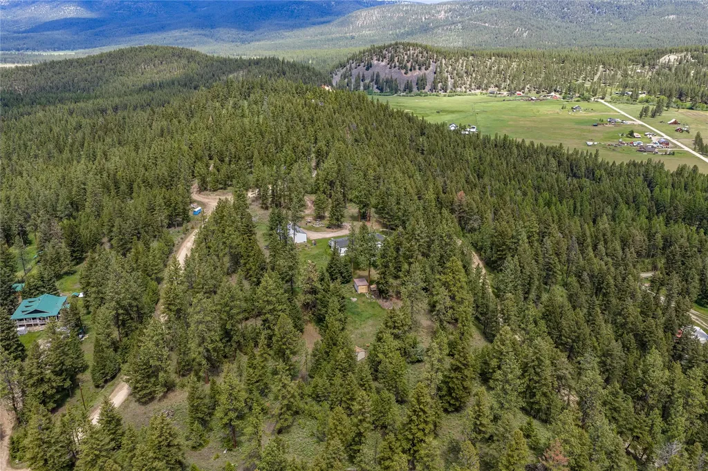 1762 Copper Cliff Drive Bonner MT 59823