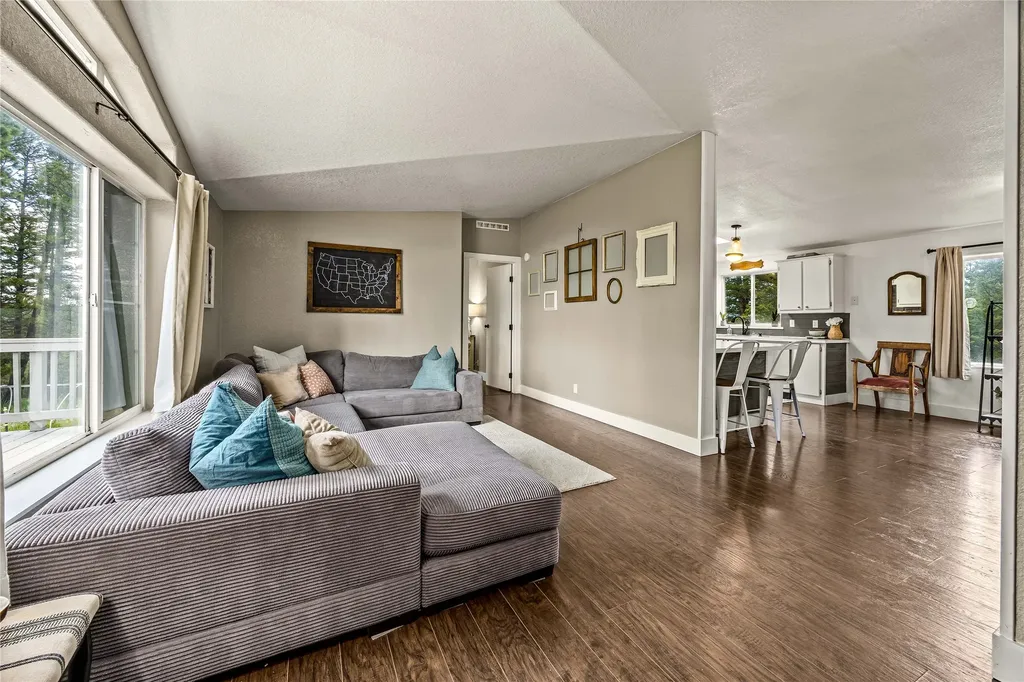 1762 Copper Cliff Drive Bonner MT 59823