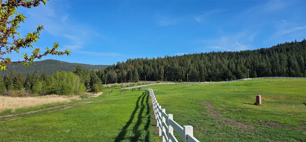39784 Us Highway 93 Polson MT 59860