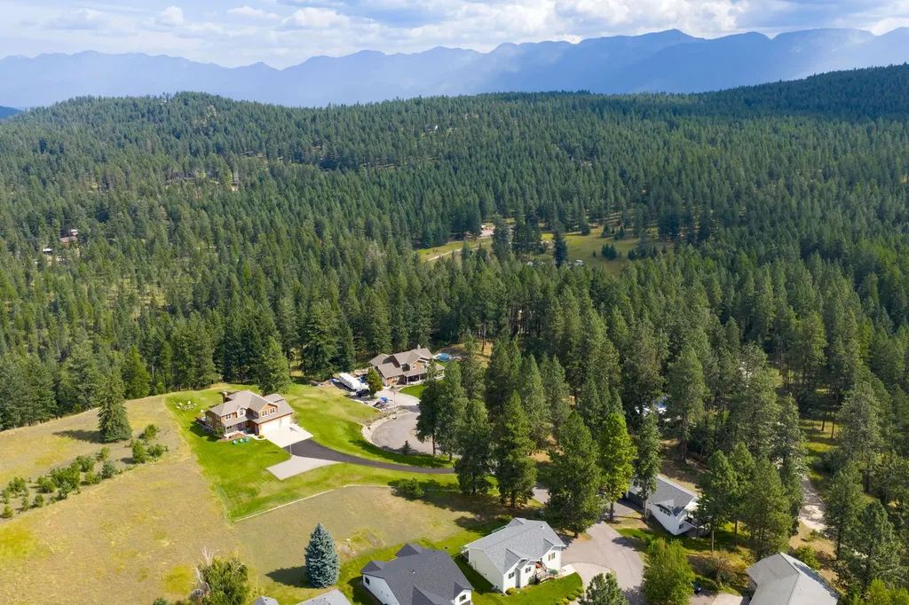 239 Stage Ridge Road Bigfork MT 59911