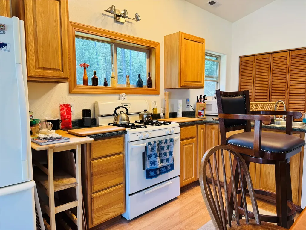 21 Country Club Lane Thompson Falls MT 59873