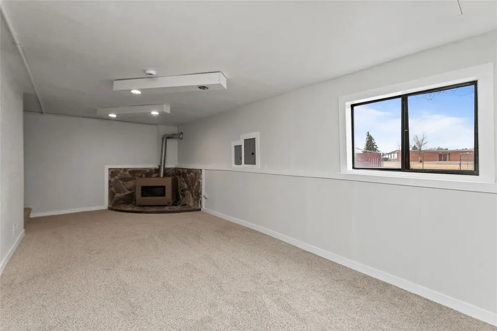 708 42a Street N Great Falls MT 59405
