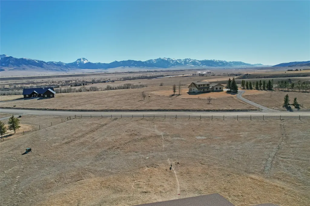 13 Diamondback Road Ennis MT 59729