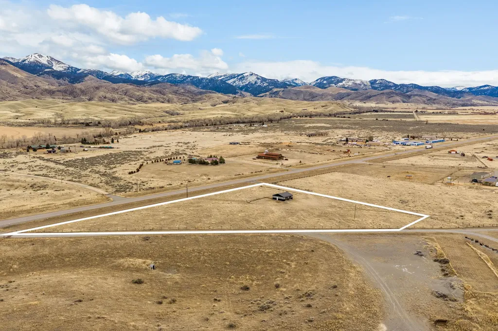 3683 Mount Highway 287 Sheridan MT 59749