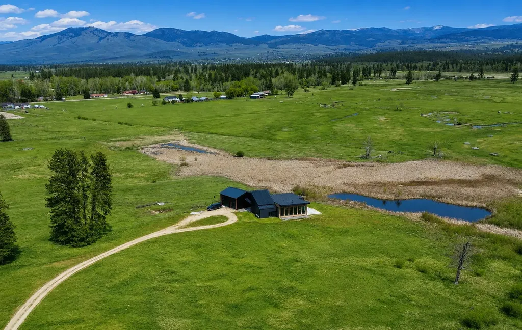 5052 Hoblitt Lane N Florence MT 59833